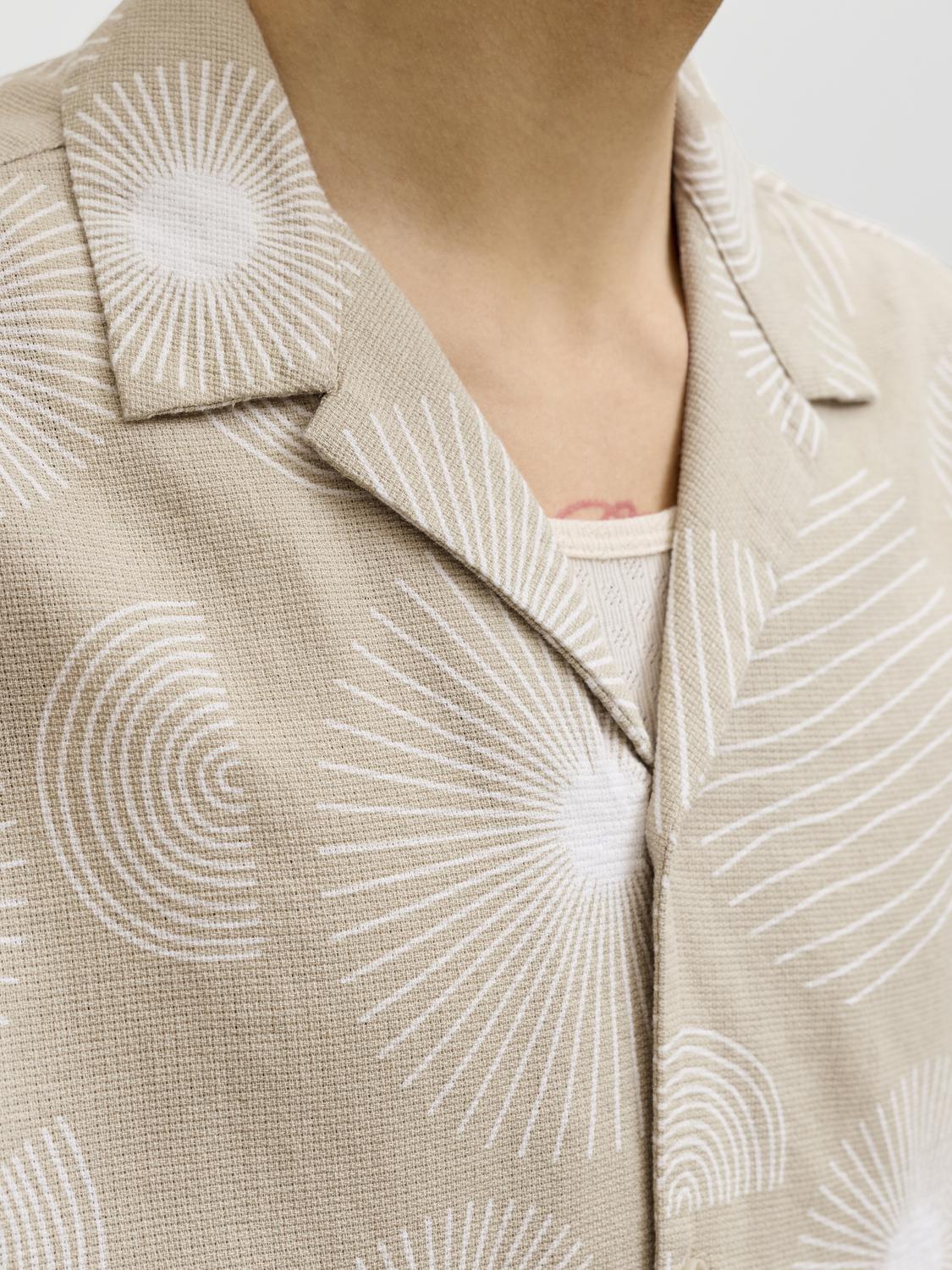 model_shot-detail
